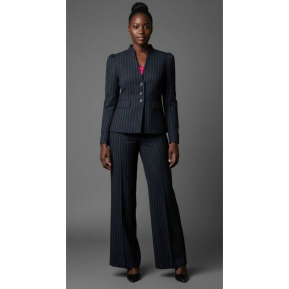 Classiques Entier Pinstripe Blazer And Wide Leg Pants Suit Set Women's 10 - Picture 5 of 16